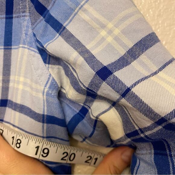 L.L. Bean Women’s Flannel Plaid Fleece Lined Button snap Shirt shacket blue S - Picture 7 of 7